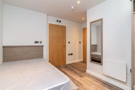 6 bedroom Apartment to let in Howard Street, Nottingham, NG1