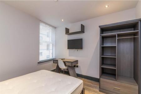 4 bedroom Apartment to let in Howard Street, City Centre, Nottingham, NG1