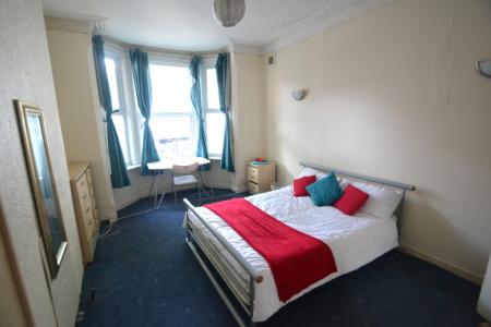 5 bedroom Semi-detached house to let in Castle Boulevard (5 Bed), Nottingham, NG7