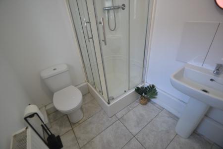 4 bedroom Terraced House to let in Claude Street, Dunkirk, Nottingham, NG7