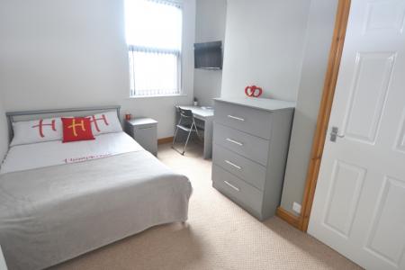 5 bedroom Detached house to let in (5 Bed) Melton Road, West Bridgford, NG2