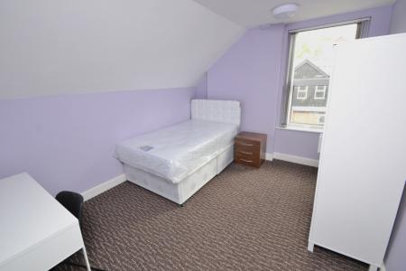 5 bedroom End of terrace house to let in (5BED) Berridge Road, Sherwood Rise, Nottingham, NG7