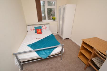 5 bedroom Semi-detached house to let in (4BED) Allenfield Court, Park Road, Nottingham, NG7