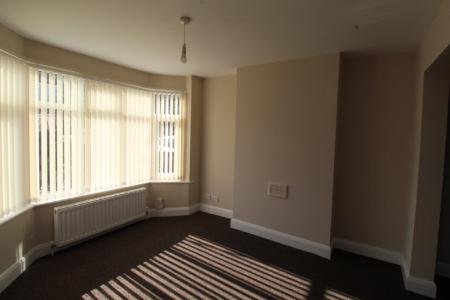 3 bedroom Semi-detached house to let in Charlbury Road, Wollaton, Nottingham, NG8