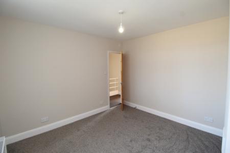 3 bedroom Semi-detached house to let in Charlbury Road, Wollaton, Nottingham, NG8