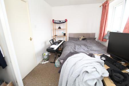 3 bedroom Detached house to let in Falcon Close, Lenton, Nottingham, NG7