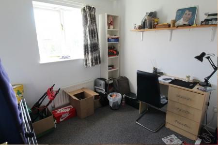 3 bedroom Detached house to let in Falcon Close, Lenton, Nottingham, NG7