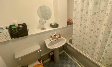 3 bedroom Detached house to let in Falcon Close, Lenton, Nottingham, NG7