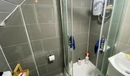 3 bedroom Detached house to let in Falcon Close, Lenton, Nottingham, NG7