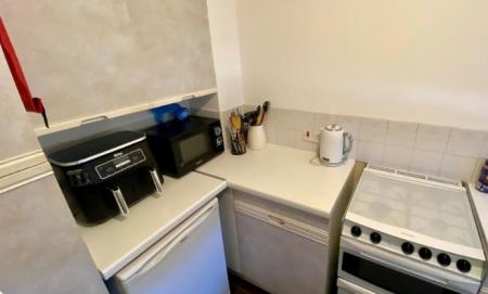 3 bedroom Detached house to let in Falcon Close, Lenton, Nottingham, NG7