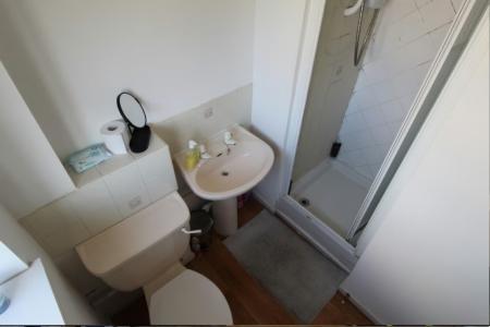 3 bedroom Detached house to let in Heron Drive, Lenton, Nottingham, NG7