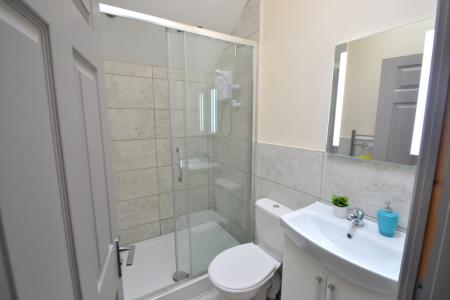 6 bedroom Flat to let in (6BED) Mount Hooton Road, Arboretum, Nottingham, NG7