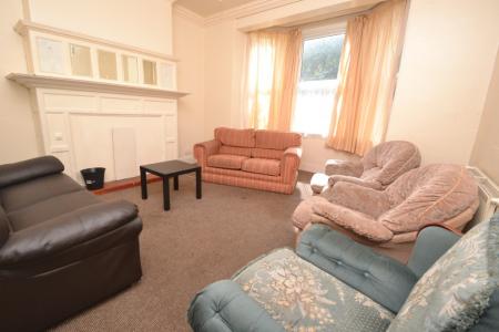 5 bedroom Terraced House to let in (5 Bed) Derby Road, Lenton, Nottingham, NG7