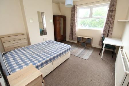 5 bedroom Terraced House to let in (5 Bed) Derby Road, Lenton, Nottingham, NG7