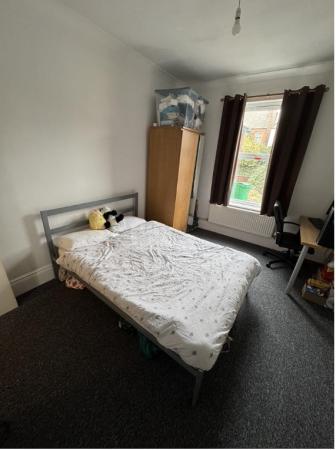5 bedroom Terraced House to let in Beeston Road, Nottingham, NG7