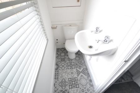 5 bedroom Terraced House for sale in Hungerton Street, Lenton, Nottingham, NG7