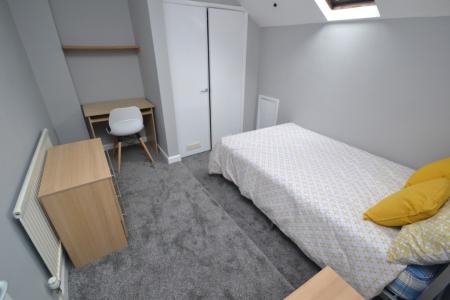 5 bedroom Terraced House for sale in Hungerton Street, Lenton, Nottingham, NG7