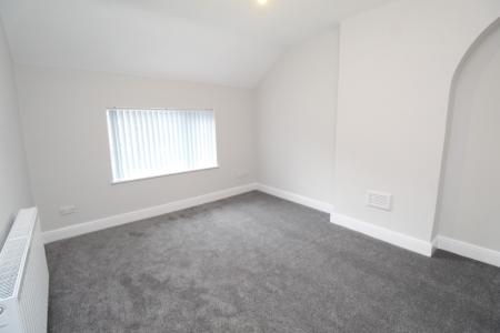 2 bedroom Flat to let in Bridge Street, Long Eaton