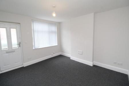 2 bedroom Flat to let in Bridge Street, Long Eaton