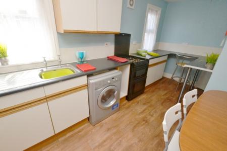 1 bedroom Detached house to let in (1 BED) Henry Road, West Bridgford, NG2