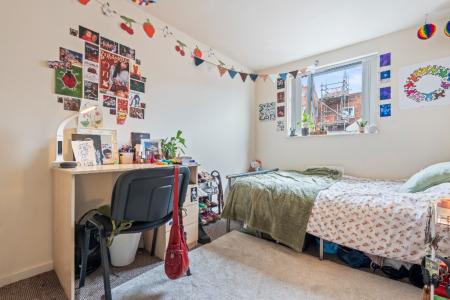 6 bedroom Flat to let in North Sherwood Street, Arboretum, Nottingham, NG1