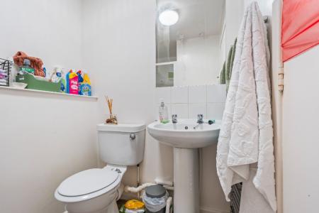 6 bedroom Flat to let in North Sherwood Street, Arboretum, Nottingham, NG1