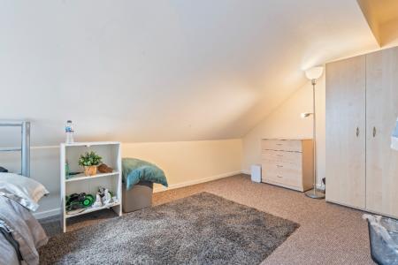 6 bedroom Flat to let in North Sherwood Street, Arboretum, Nottingham, NG1