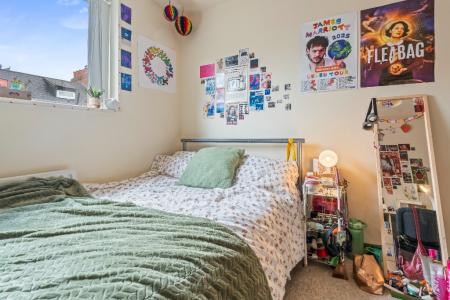 6 bedroom Flat to let in North Sherwood Street, Arboretum, Nottingham, NG1