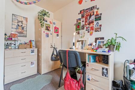 6 bedroom Flat to let in North Sherwood Street, Arboretum, Nottingham, NG1