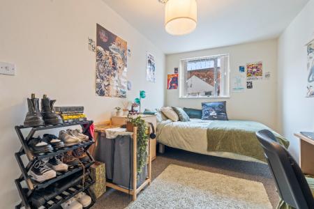 6 bedroom Flat to let in North Sherwood Street, Arboretum, Nottingham, NG1