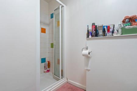 6 bedroom Flat to let in North Sherwood Street, Arboretum, Nottingham, NG1