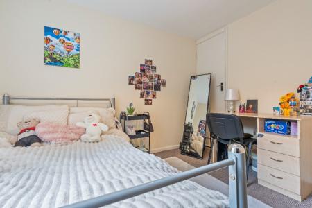 6 bedroom Flat to let in North Sherwood Street, Arboretum, Nottingham, NG1