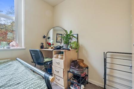 6 bedroom Flat to let in North Sherwood Street, Arboretum, Nottingham, NG1