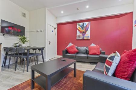 5 bedroom Terraced House to let in Peveril Street, Radford, Nottingham, NG7