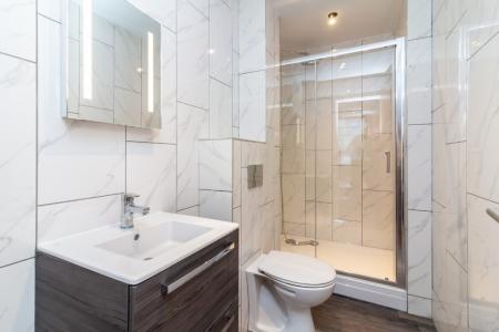 5 bedroom Apartment to let in (5 Bed) Howard Street, Dunkirk, Nottingham, NG1