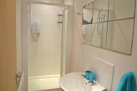 5 bedroom Detached house to let in Rolleston Drive, Lenton, Nottingham, NG7
