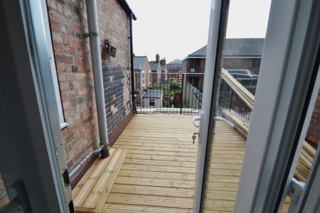 4 bedroom Detached house to let in Woodborough Road, City Centre, Nottingham, NG3
