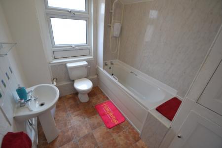 1 bedroom Terraced House to let in (1 Room) Highfield Road, Dunkirk, Nottingham, NG7