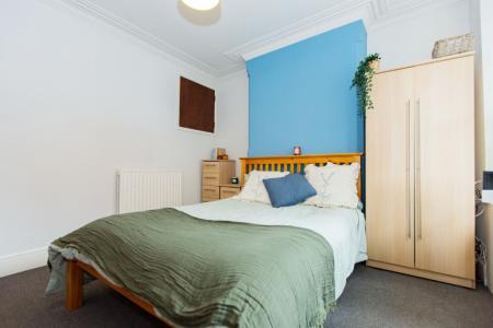 4 bedroom Detached house to let in (4BED) Charnwood Grove, West Bridgford, NG2