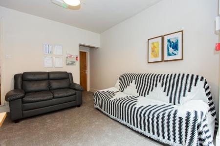 4 bedroom Detached house to let in (4BED) Charnwood Grove, West Bridgford, NG2