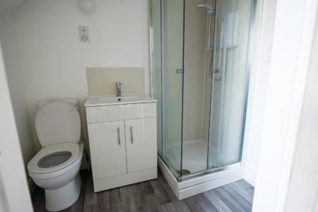 3 bedroom Flat to let in Park Drive, The Park, Nottingham, NG7