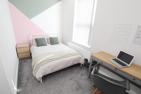 1 bedroom Terraced House to let in (1 BED) City Road, Dunkirk, Nottingham, NG7