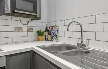 5 bedroom Flat to let in Lower Parliament Street, City Centre, Nottingham, NG1