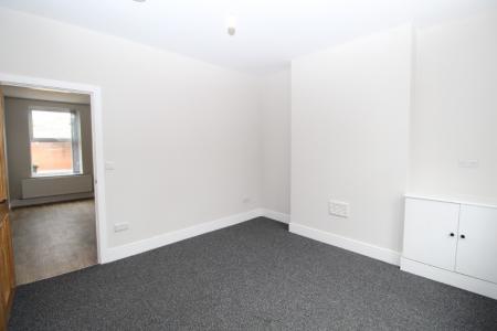 2 bedroom Terraced House to let in Forester Street, Nottingham, NG4