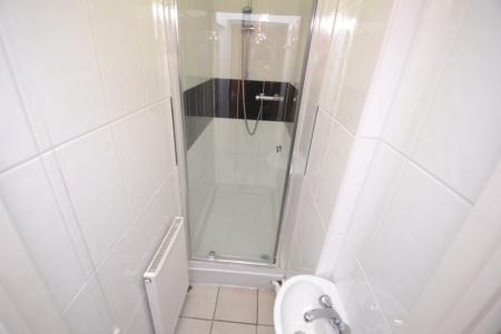 4 bedroom Semi-detached house to let in (4BED) Sherwin Road, Lenton, Nottingham, NG7