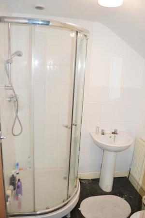 4 bedroom Semi-detached house to let in (4BED) Trinity Avenue, Lenton, Nottingham, NG7