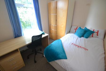 4 bedroom Detached house to let in (4 bed) Lenton Boulevard, Lenton, Nottingham, NG7