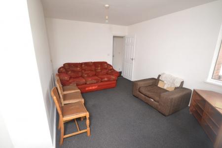 1 bedroom Flat to let in Southwell Road East, Rainworth, NG21