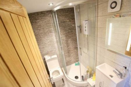 2 bedroom Flat to let in Church Gate, kegworth, Kegworth, DE74