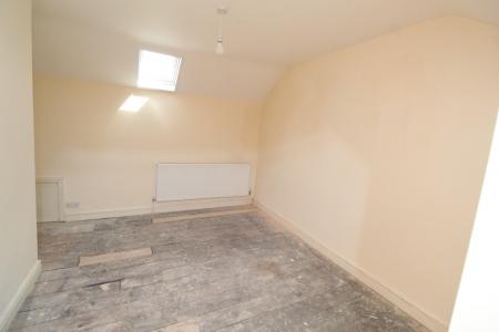 3 bedroom End of terrace house for sale in Hallam Fields Road, Ilkeston, DE7
